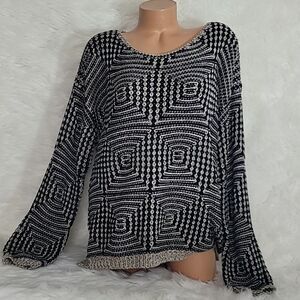 1795 ESCIO Sweater Black -beige-gold Size XL   NWT